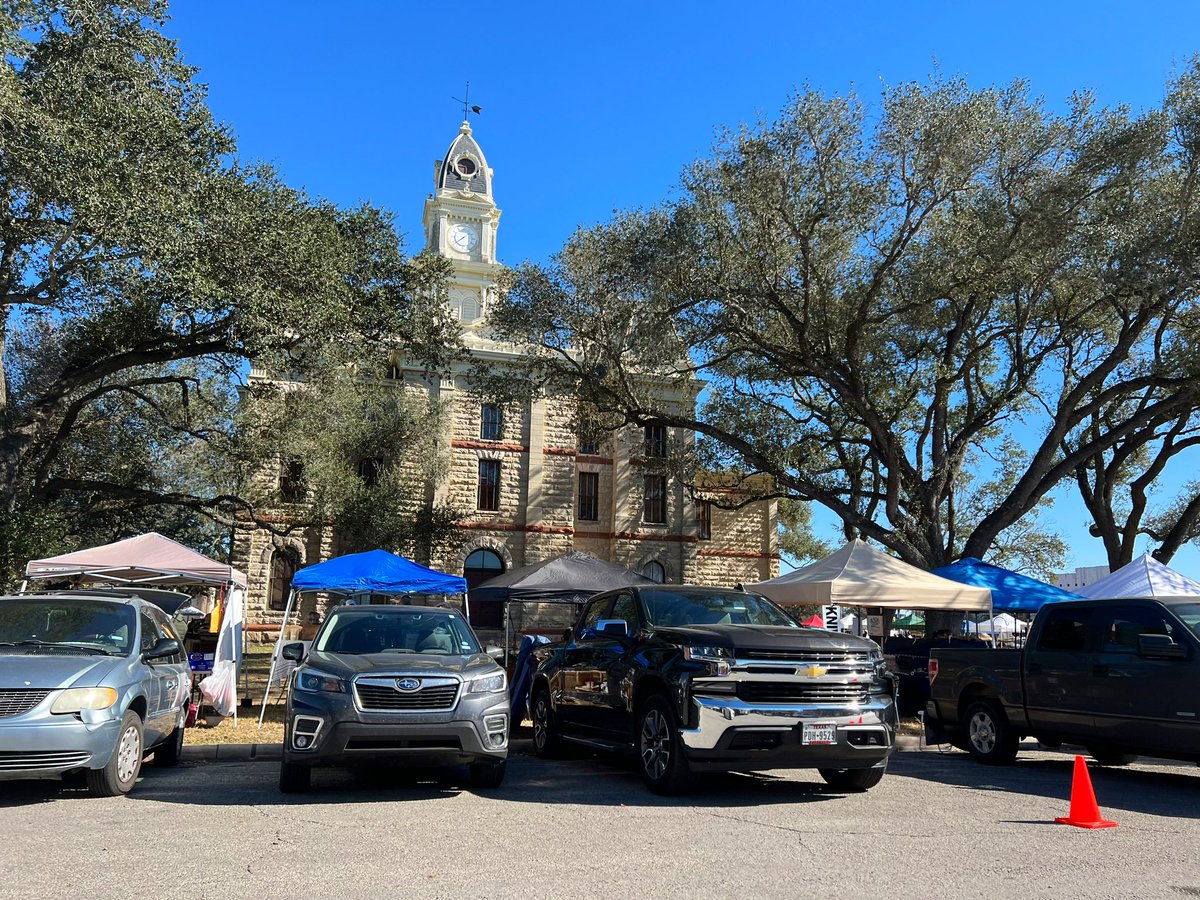 SergioChapa's tweet photo. Time Travel: Mini-road trip out to historic Goliad, Texas 😎 #TXHighways https://t.co/cYPgmNehVR