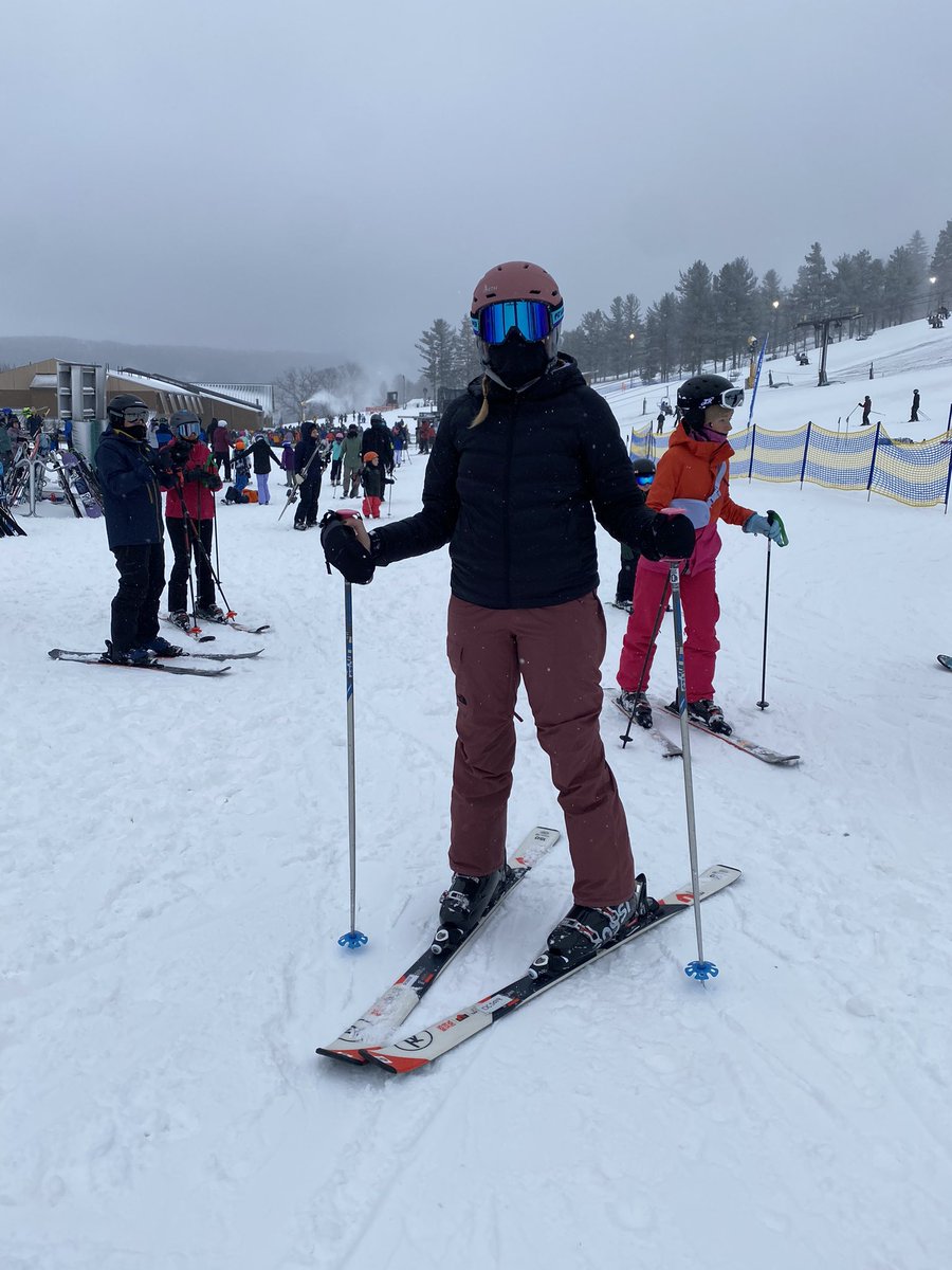 apope92's tweet photo. just a gal who did exactly one run and called it good https://t.co/GpLuDplNFq