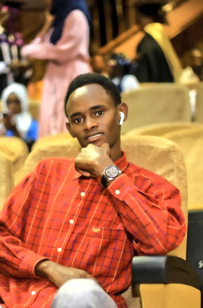Thanks God for another age 🥮🥮🥂 happy birthday to. Me