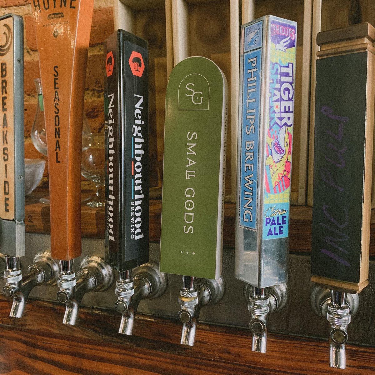 You may notice this lovely little tap handle at some of our favorite beer bars and restaurants. We’re pretty selective when it come to who pours our beer, so you can trust those that do know how to treat both the product and you the customer right.