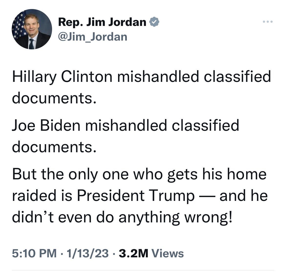 AmoneyResists's tweet photo. Hillary Clinton had zero classified docs in her emails and you wanted to lock her up

Joe Biden had no knowledge of classified docs being in his possession and you want to impeach him

Trump STOLE hundreds of TOP SECRET docs and refused to return them and he “did nothing wrong”? https://t.co/NsxkARPqU4