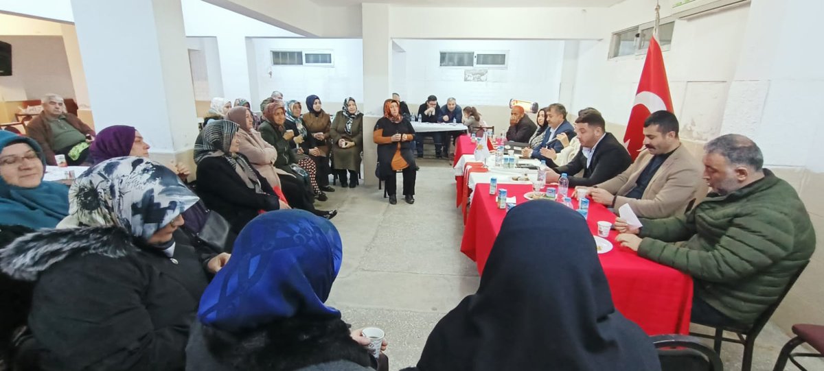 akkadinmaltepee's tweet photo. 📍 Aydınevler Mahallesi

İl Yönetim Kurulu Üyemiz @GulcanKeskin75, üyelerimizle bir araya gelerek "Güçlü Türkiye" idealimizi anlattı.

#2023YolundaBiriz
#BirlikİradeZafer https://t.co/z3jLLrdI8z