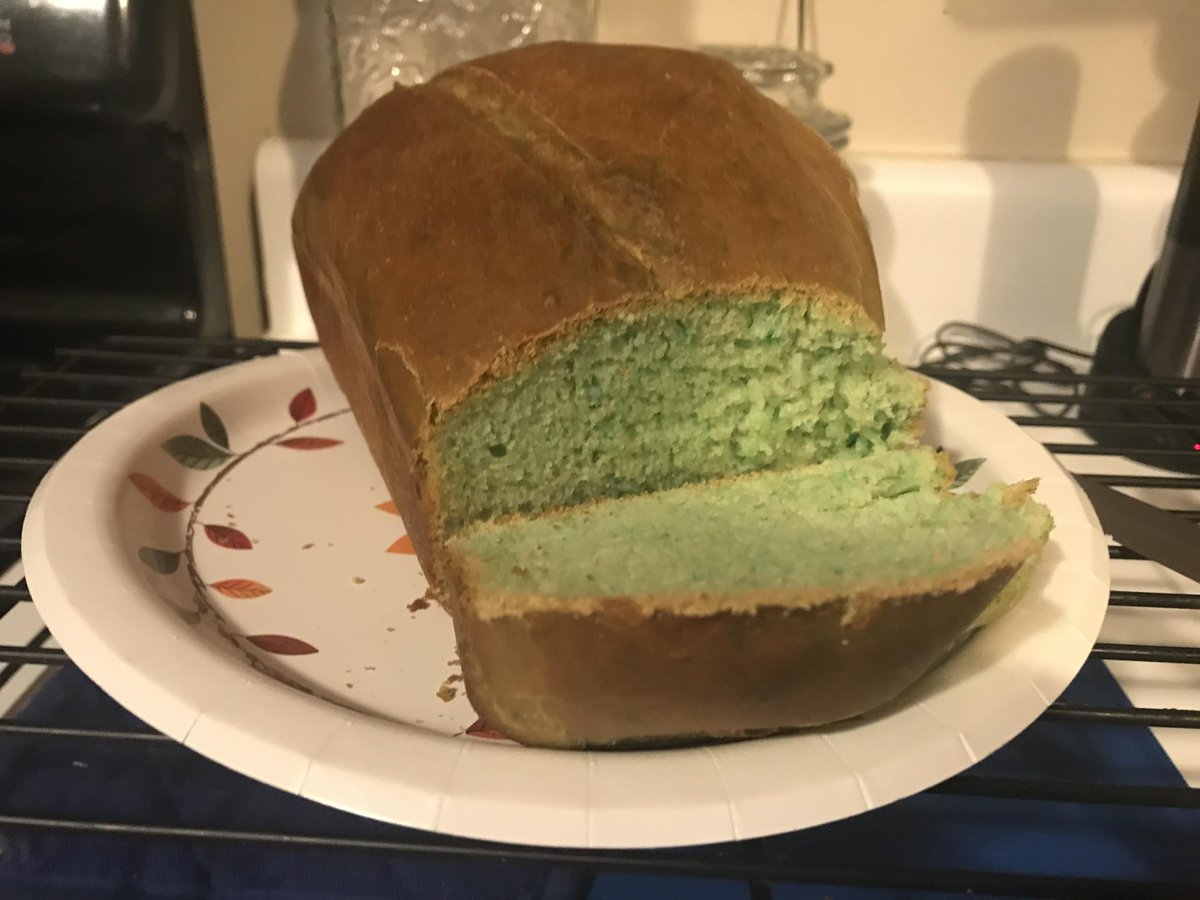 messedupfoods's tweet photo. baja blast bread https://t.co/Xf8YcIgJrD