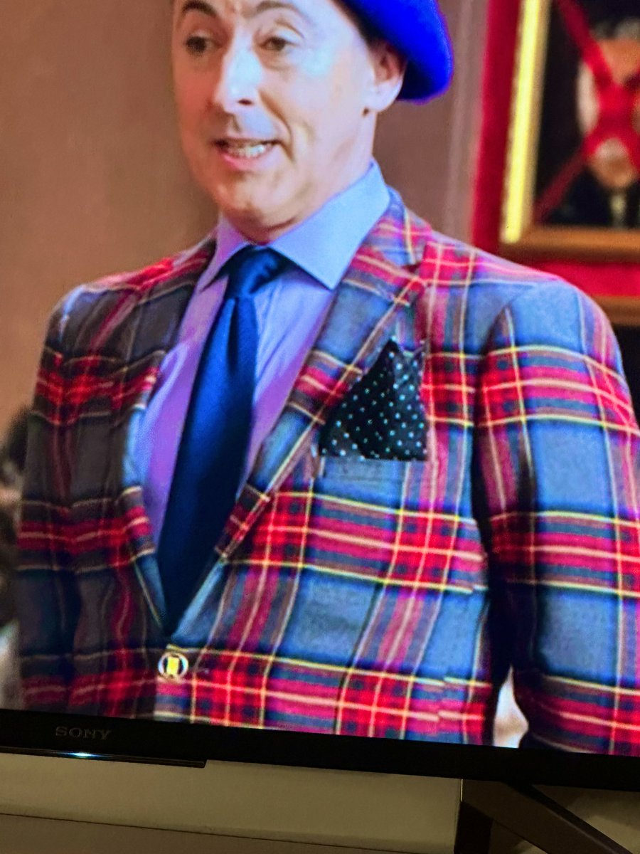 Roskhill House… Skye (@roskhillskye) on Twitter photo Loving #TraitorsUS and Alan Cumming in particular. Though slightly worried our American guests will now expect such first class dandyism <a href="/RoskhillSkye/">Roskhill House… Skye</a> for breakfast Loving #TraitorsUS and Alan Cumming in particular. Though slightly worried our American guests will now expect such first class dandyism <a href="/RoskhillSkye/">Roskhill House… Skye</a> for breakfast