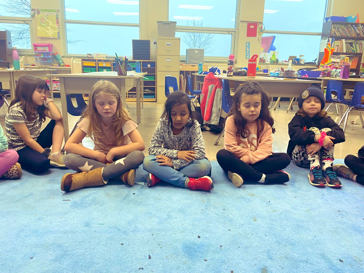 JNolin6's tweet image. Finished my day @APSMustangs with these sweet Gr 1s sharing loving-kindness, mindfulness &amp;amp; SEL.They become very present, find their breath &amp;amp; get into these exercises. Amazing #grateful  @gecdsbpro @Mindful_Schools @SMHO_SMSO #toolsforlife #calm #peacefulpeople #reset #checkin