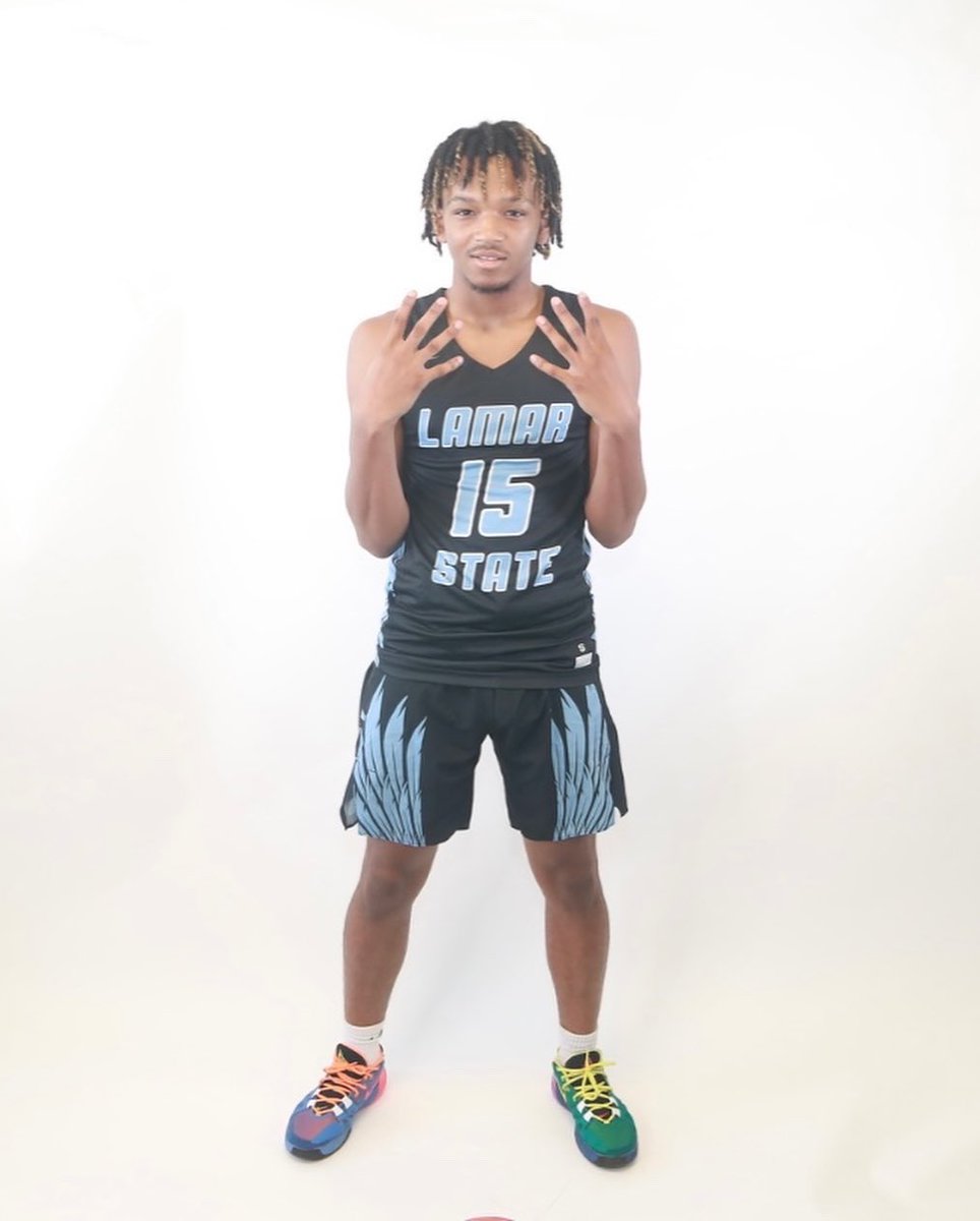 LPJathletics's tweet photo. Come out to Lee College to cheer on former @LaPorteHoops player, @Coryruben3, today. Tip off at 4:00 PM. Free admission! @lpisd @LPISDAthletics #ChooseLP https://t.co/IETyfMAzmw