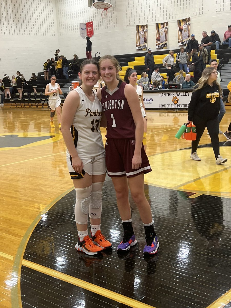 CoachReiman's tweet photo. Went to Panther Valley last night to see @MaddisonMaynard and @olivia_serfass playing against each other. Didn’t know it was both of their birthdays. Hope you both had a great day!!  Great seeing both of you. https://t.co/Lw4puaJbtB