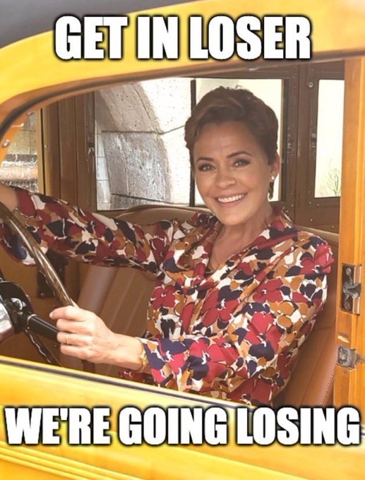 FmdrDUpWAAUUXcs?format=jpg&name=small