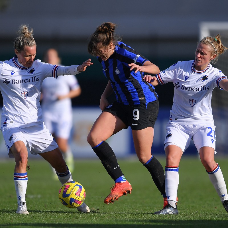 sampdoria_en's tweet photo. ⚽️ | HIGHLIGHTS

Action from #InterSamp in Week 13 of the 2022/23 women's #SerieA

#SampdoriaWomen 🔵⚪🔴⚫⚪🔵