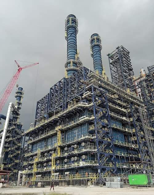 osazenoo's tweet photo. Dangote 650bpd Oil &amp; Petrochemical refinery has finally been completed and will be commissioned on the 24th of this month 2023.

This is bad news to those who believe Nigeria has failed. https://t.co/tT2kIQUtNP