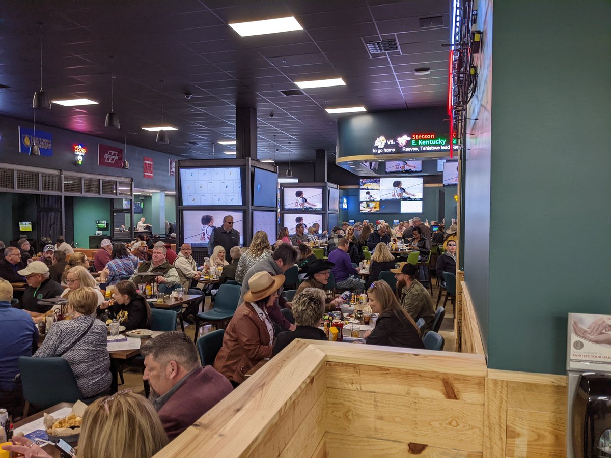 A packed Mainline Sports Bar before R5 Saturday