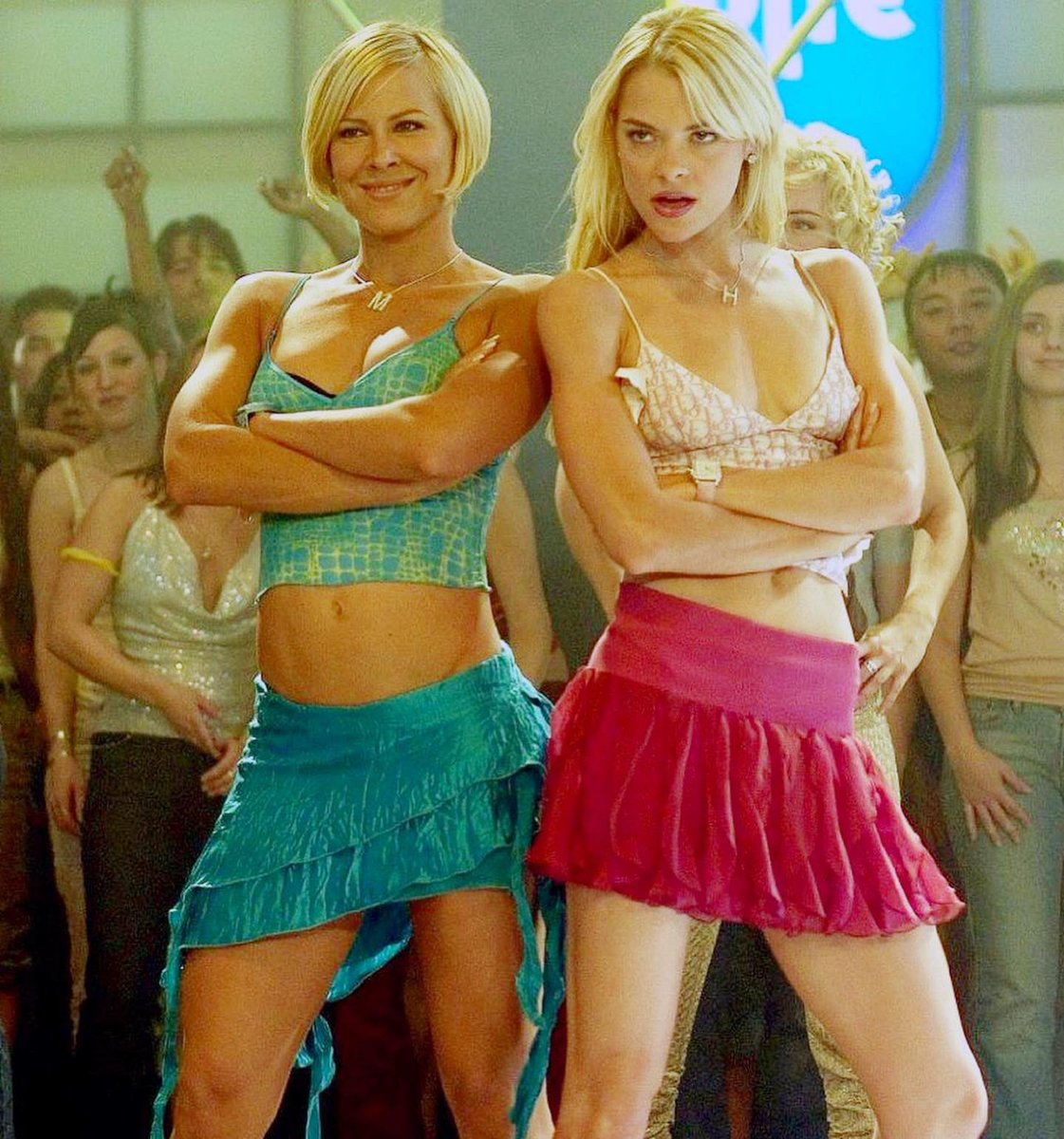 O on Twitter "RT lindsayslung white chicks, 2004"