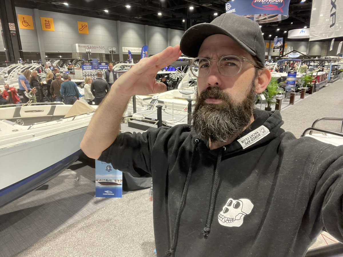 friesframe's tweet photo. Repping the @BoredApeYC at the Chicago Boat Show https://t.co/r0mGi6SWxO