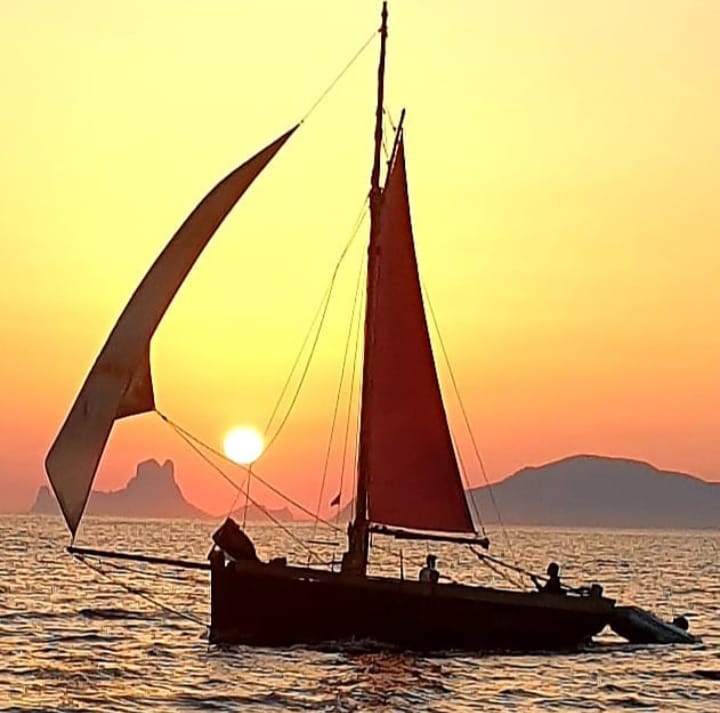 vdef's tweet photo. #sailing #yachting #yachtracing #sailor #sail #lovesailing #boating #barcos #bateau #sailingphotography #sea #oceanside #marine #superyachts #classic #sealovers #vintage #sailingclassic https://t.co/ssj3mruHRe