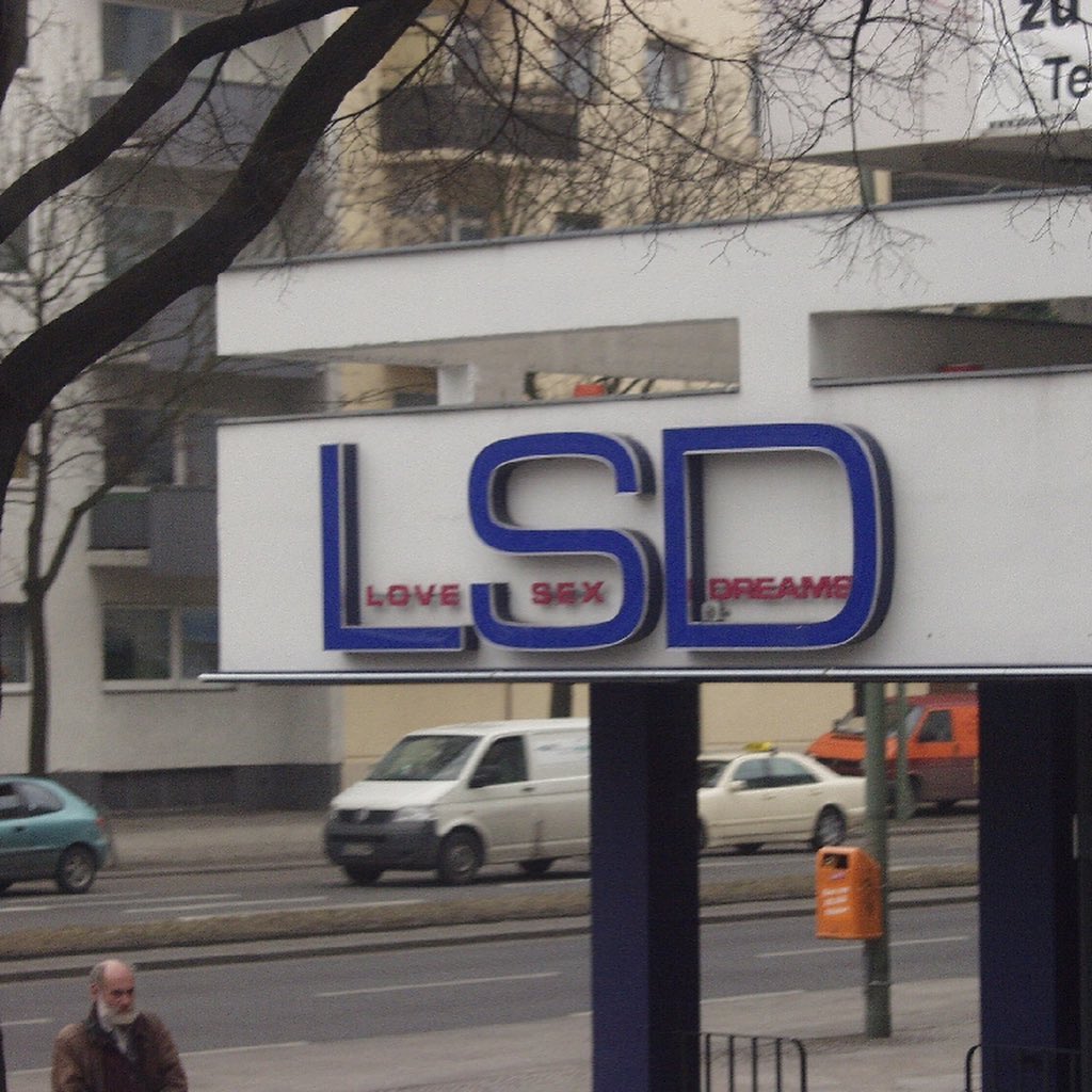 ARTIFAXING (@pedestrian) on Twitter photo 