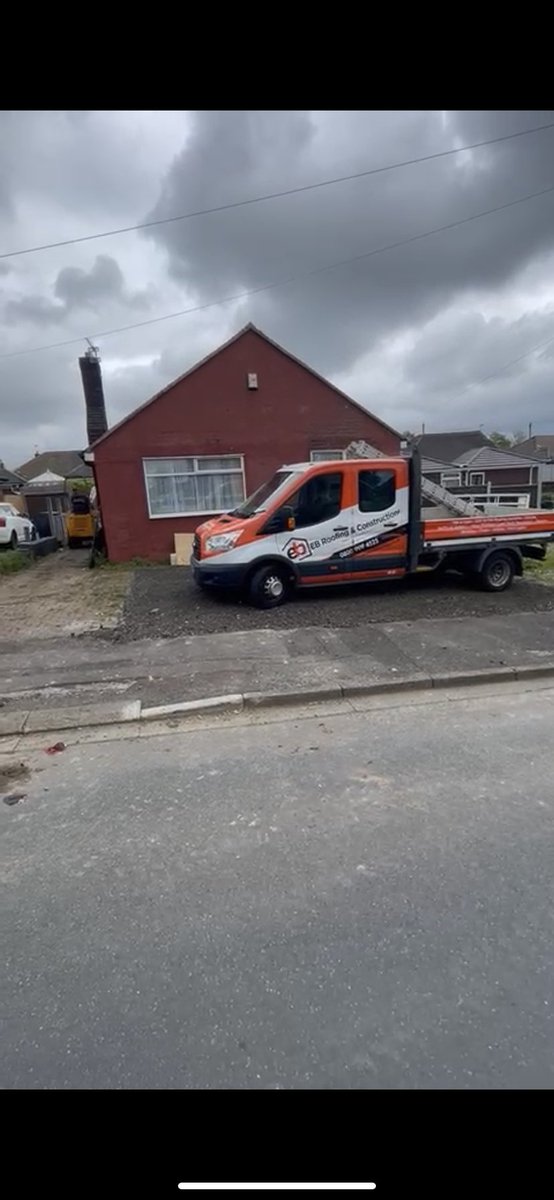 EB Roofing tweet media