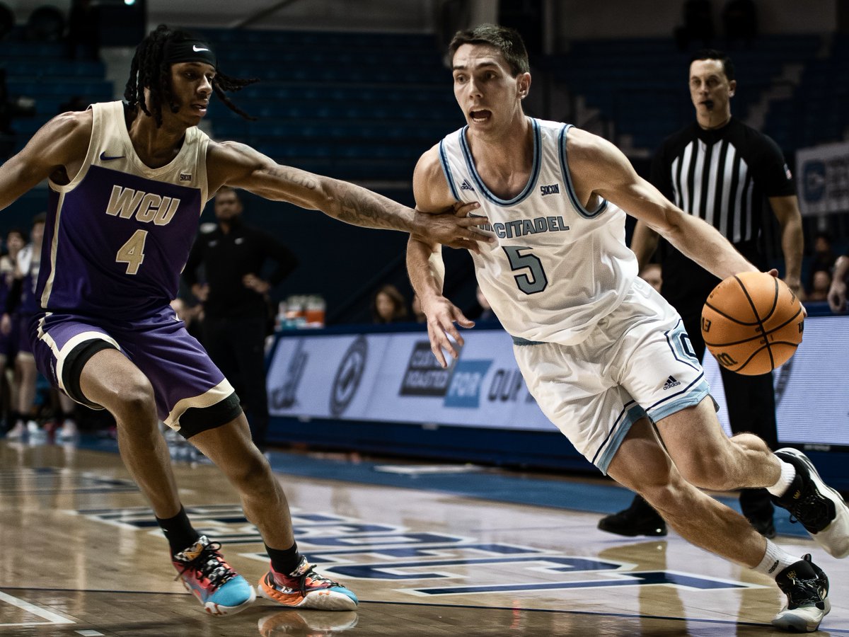 WeeksMichael's tweet photo. A few more from today's @CitadelHoops win over Western Carolina, 65-61. @Citadel1842 @CitadelSports https://t.co/7ZMoMts8At