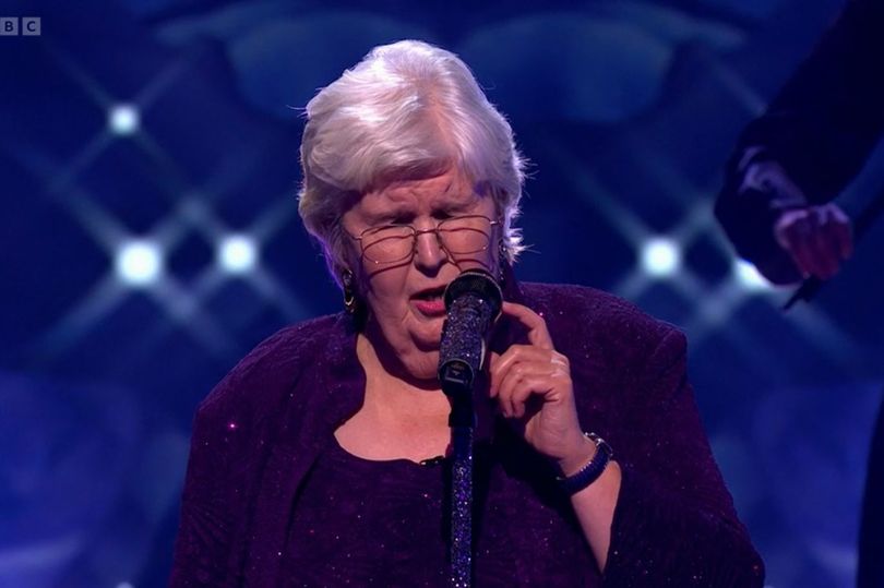 WalesOnline's tweet photo. Welsh blind singer stuns audience on Michael McIntyre's Big Show
https://t.co/qcphIXkAqA https://t.co/UsUlQv0vay