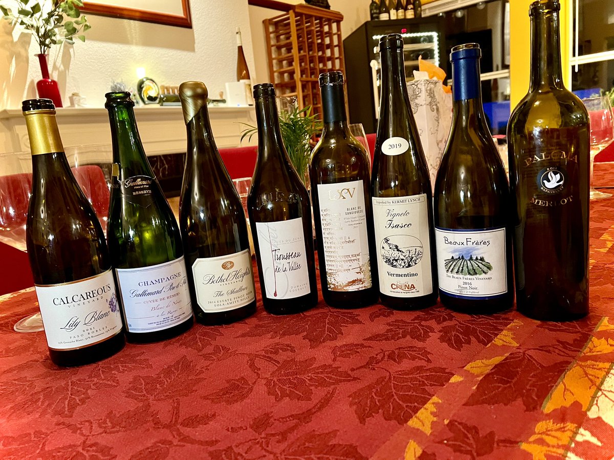 RoebuckSteve1's tweet photo. A fun evening of #deliciousfood & outstanding #wine with good friends
#culinary #Dinner #eat #food #foodandwine #foodie #goodeats #foodiechats #lifeisgood #luxurylife #winetasting #winepairing #sommelier #wineintheglass #winedinner #lasvegaseats #lasvegasfoodie #sommchat https://t.co/MoX52pYXSy