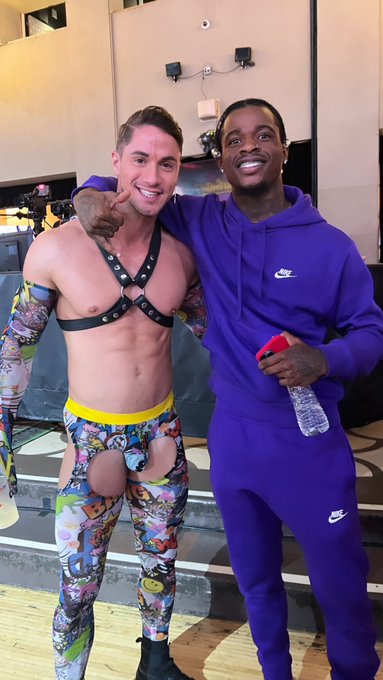 1 pic. My Fav straight boy porn star ?
@DayskiiD https://t.co/K7y1OvJpoV