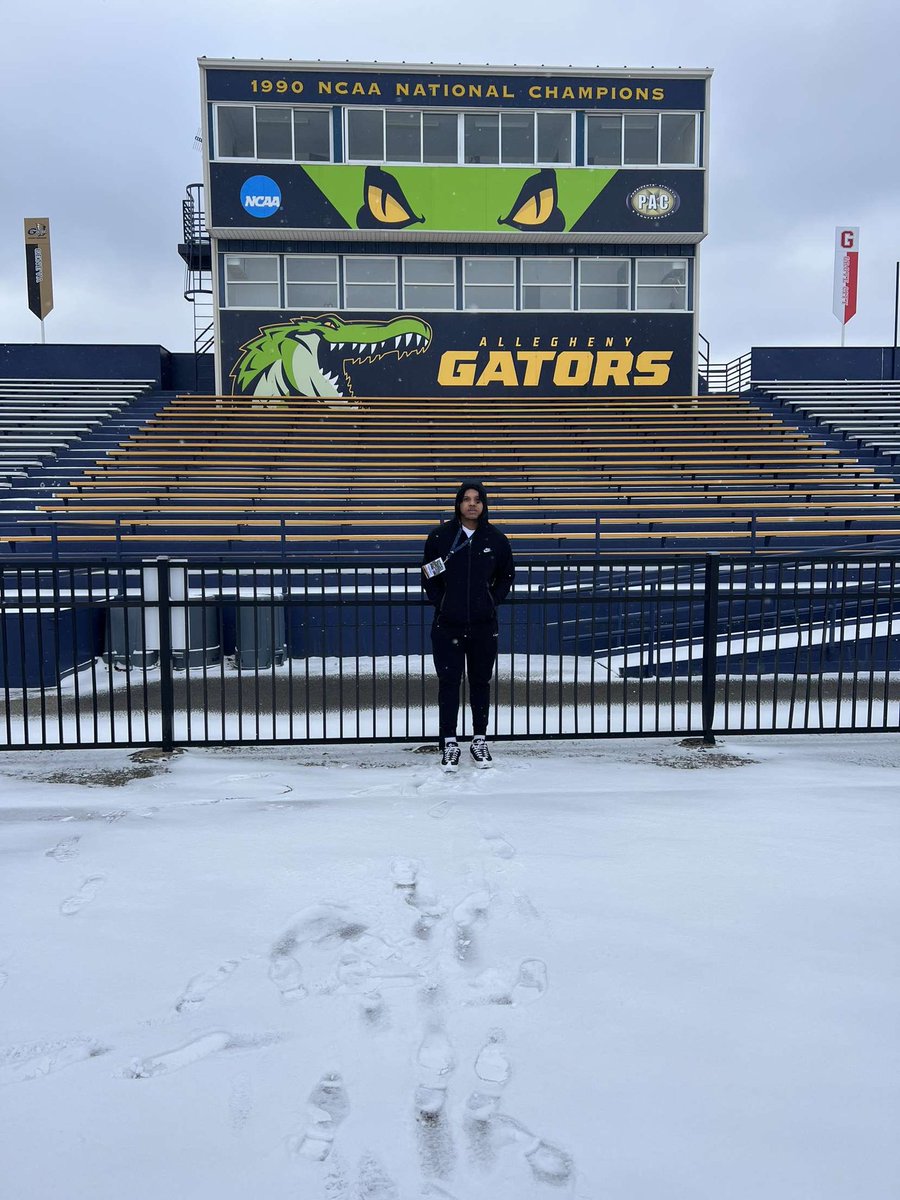 ZappulaLewis's tweet photo. Had a great visit at Allegheny College, blessed for the opportunity!! @CoachMark_AC @ACCoachNagy @CoachHanhold @CoachSmesko @AlleghenyFB https://t.co/75bmFrlGFJ