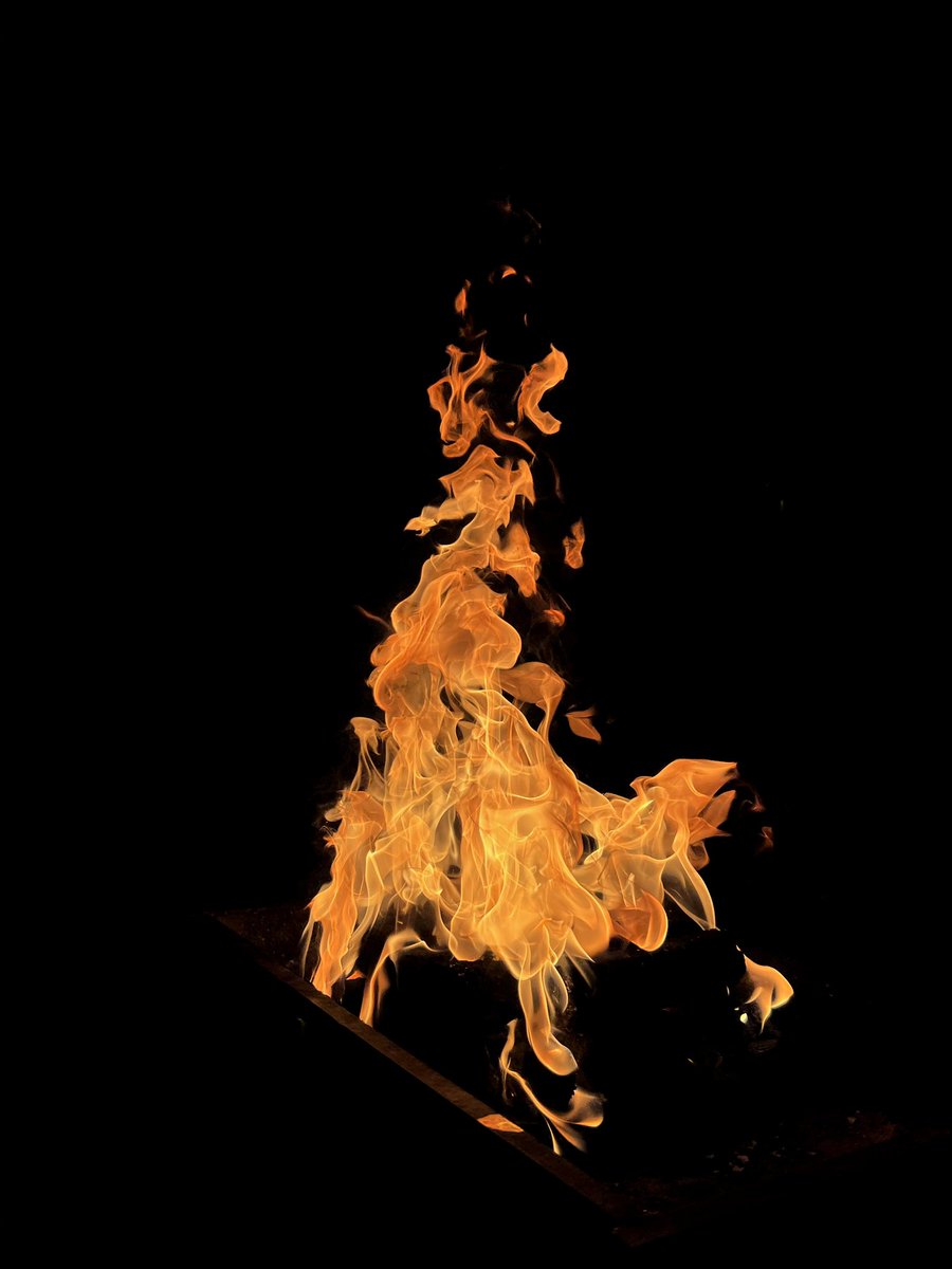 مسّرات ليالي الشتا شبة نار و لمّة أهل ♥️