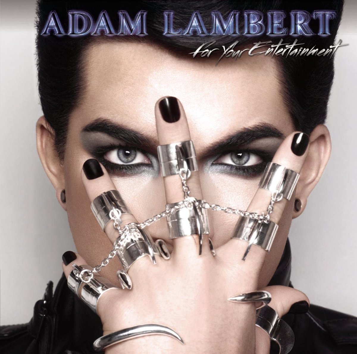 brenoallex's tweet image. Escutando essa obra-prima do @adamlambert ❤️👑

#ForYourEntertainment 📀
