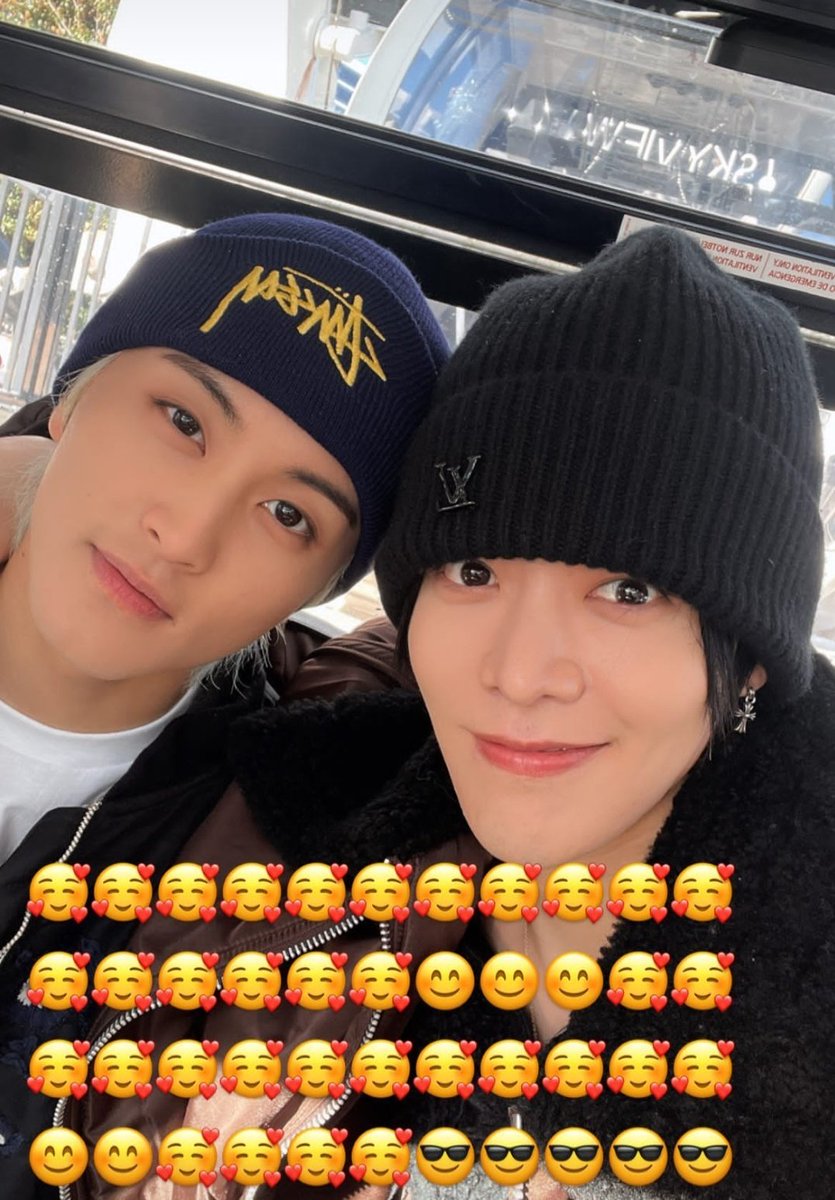 khxwxz's tweet photo. กระเช้า 95 ไลน์ฝั่งพี่ม่วนจอยมาก ส่วนฝั่งน้องกำลังอินเลิฟกันหวานเจี๊ยบ 55555555555555 https://t.co/HsSfgZQ6XE