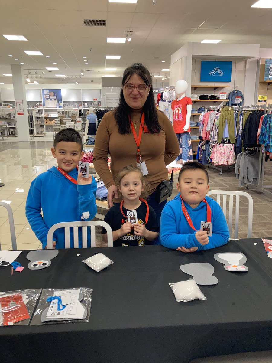 What an incredibly successful Kid’s Zone event this was! Thank you all for coming in today and I ll see you next month! Love your Miss Nada❤️