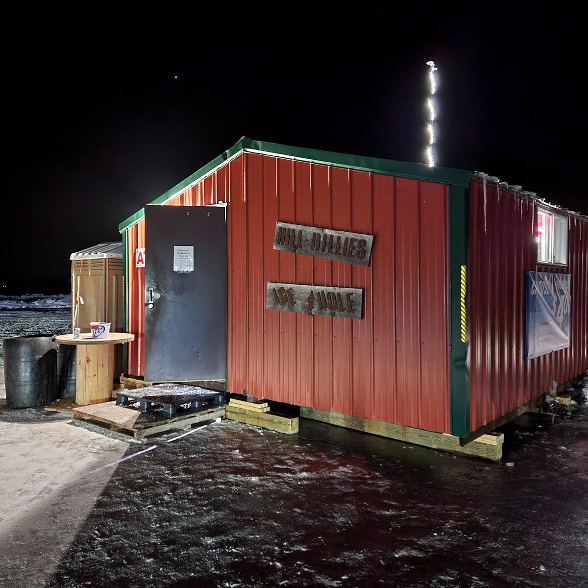 OtterTailCounty's tweet photo. Nothin' says Minnesota quite like a Saturday night stop at a bar on a frozen lake. Welcome to Hillbillies Ice Hole on Lake Lida near Pelican Rapids, MN #FindYourInnerOtter #OnlyinMN https://t.co/xpxSqnHMrZ
