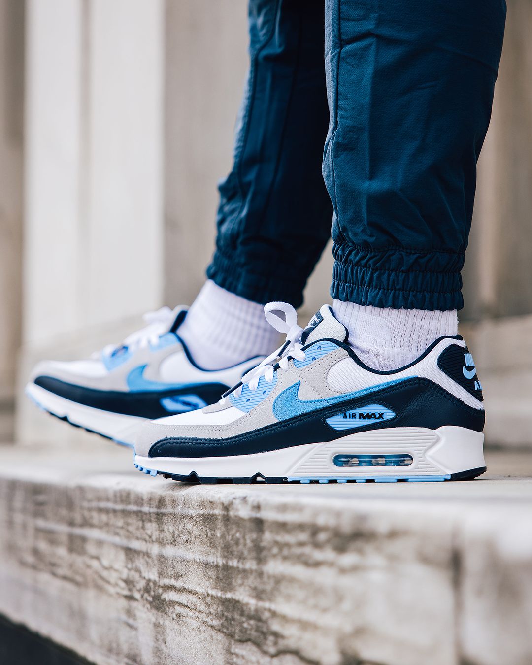 JustFreshKicks on X Dropped via DTLR Nike Air Max 90 White University Blue https t 8PUBHtUvpr https t Q52ZgYmUvr X