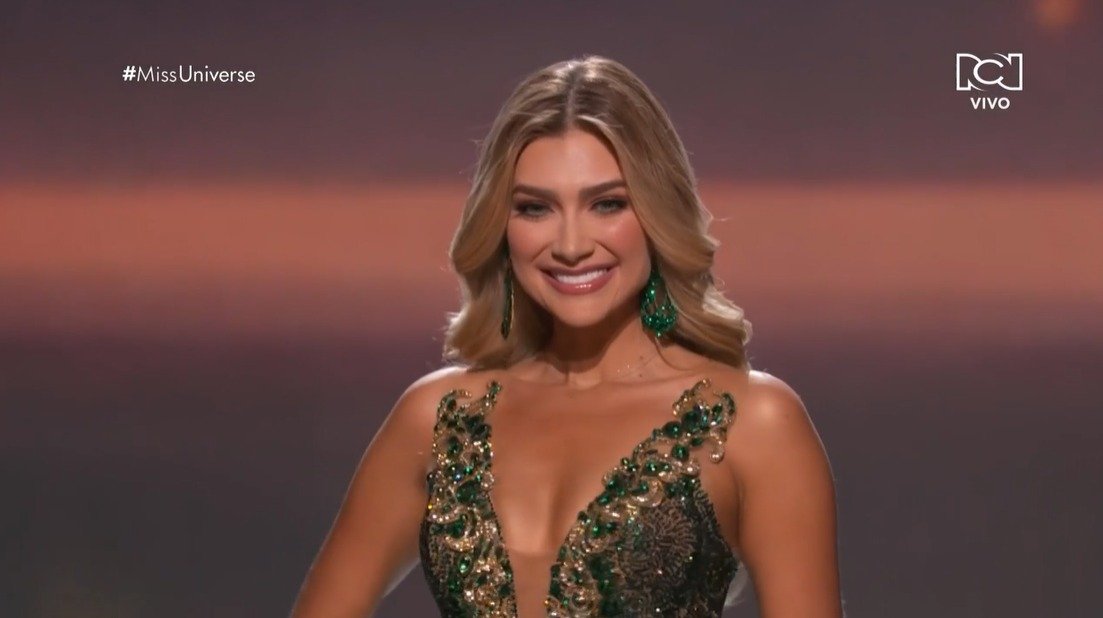 mariaarciam's tweet photo. Miss Universo le tuvo miedo al éxito. 

#MissUniverse2022 https://t.co/UZNAX34BaY