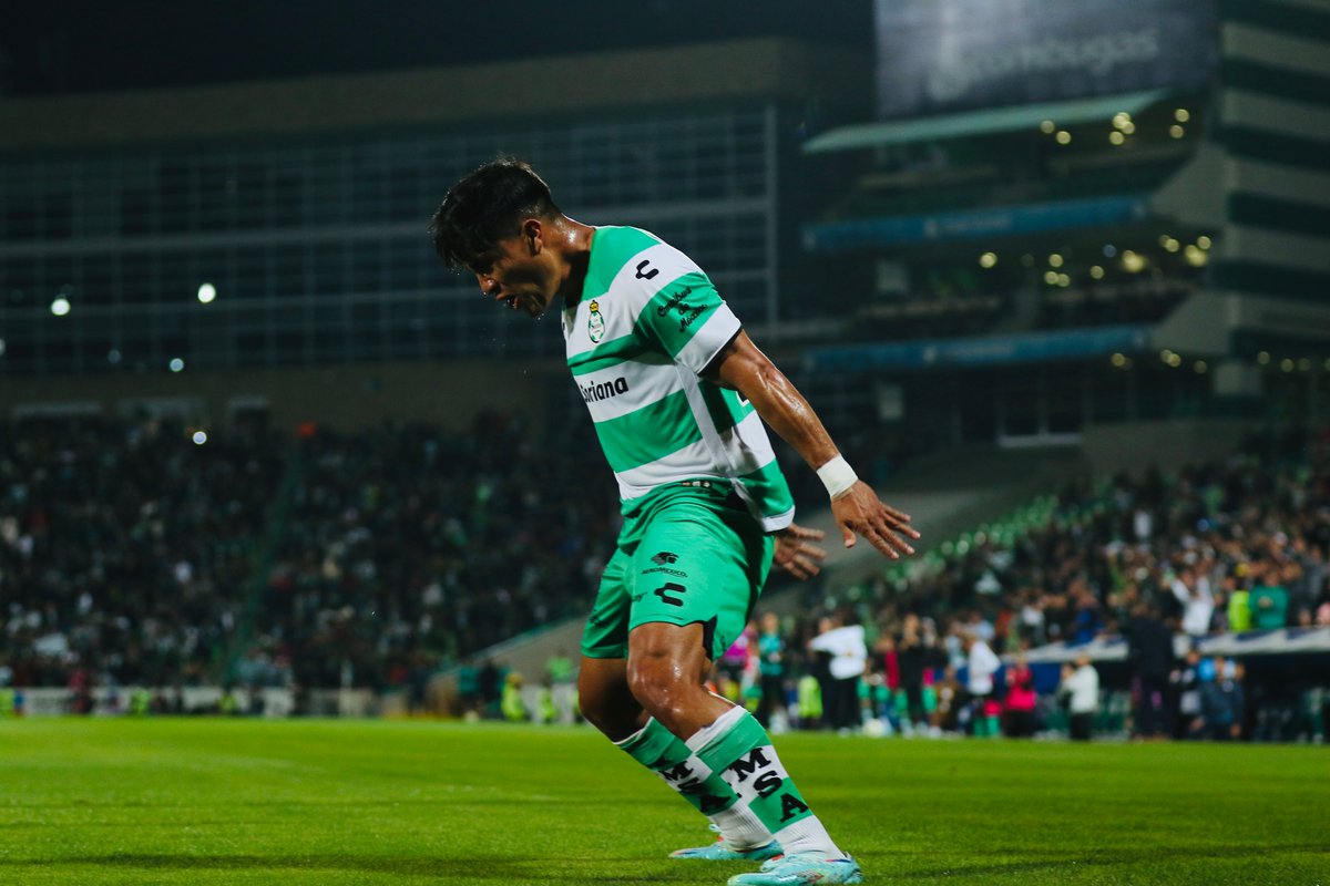 ClubSantos's tweet photo. ¡SIUUUUUUUUUUU!🐛 #ModoGuerrero #Diegol #DM24 https://t.co/I04EAsp4NS