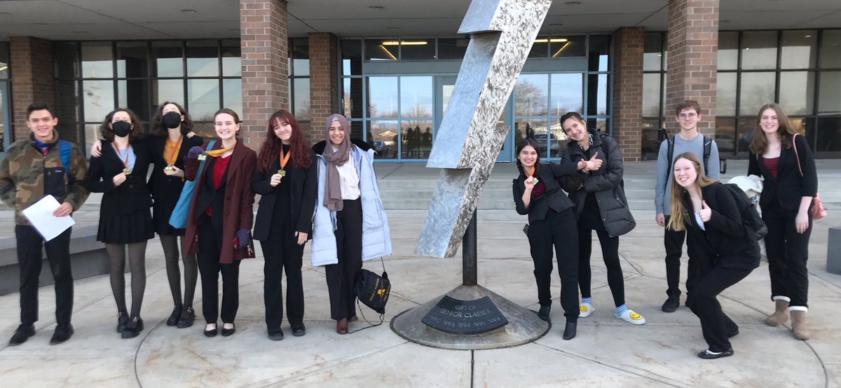 VJASpeechTeam's tweet photo. Great day at the Waubonsie Tournament today! 
🥇Tournament Champion!! 1st Place INFO: Samantha Dillner!Finalists:
🏅HI: Gabi Menconi
🏅HI: Ashley Napierkowski
🏅HDA: Grace and Galena Gojkovich https://t.co/eAfngEWO3I