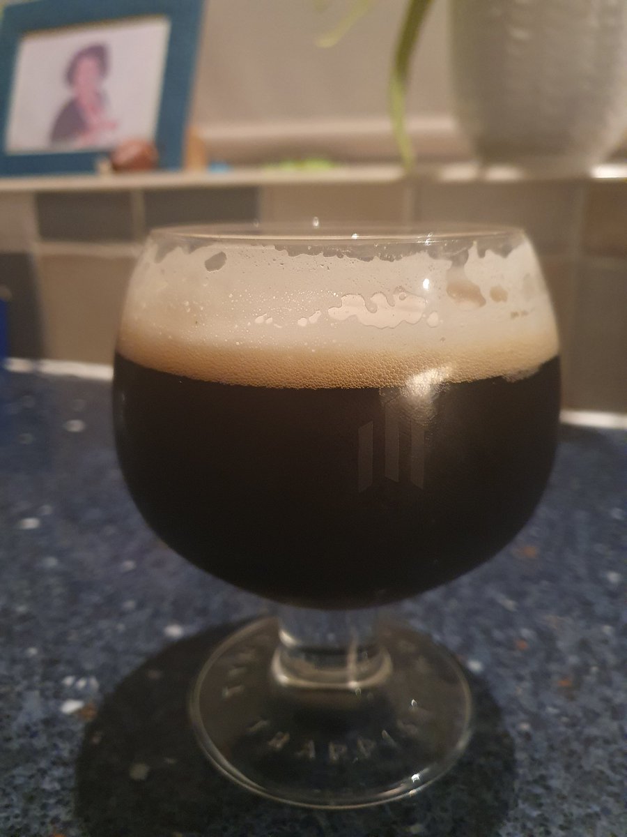 Mark2w's tweet photo. 1st attempt at a porter. Over carbonated it slightly in the keg but tastes quite nice. Chocolate stout next. #homebrew #porter #smallbatchbrewing #homebrewing https://t.co/kjfwLIFSy1