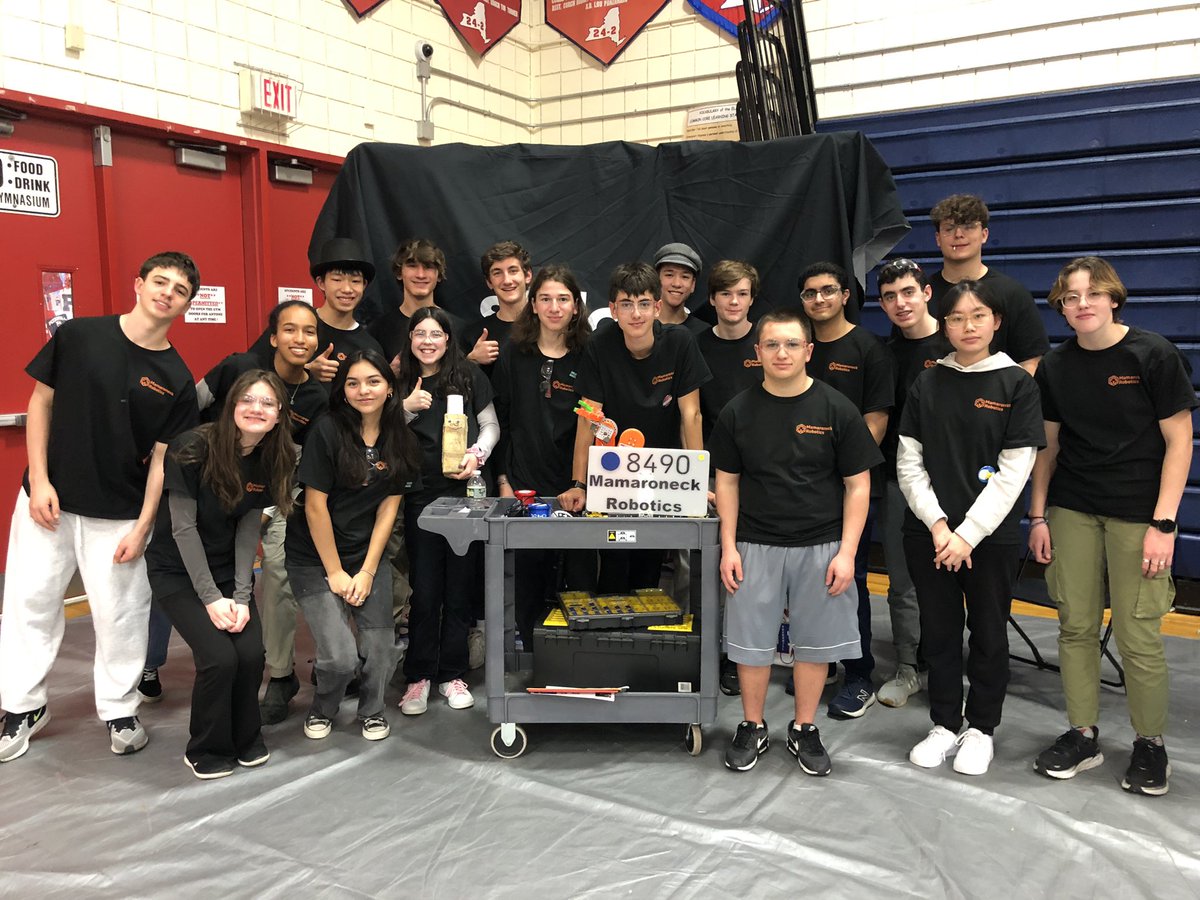 Our day ended with the first place design award! So proud of the creativity and hard work this team put in! #ftc #powerplay #robotics