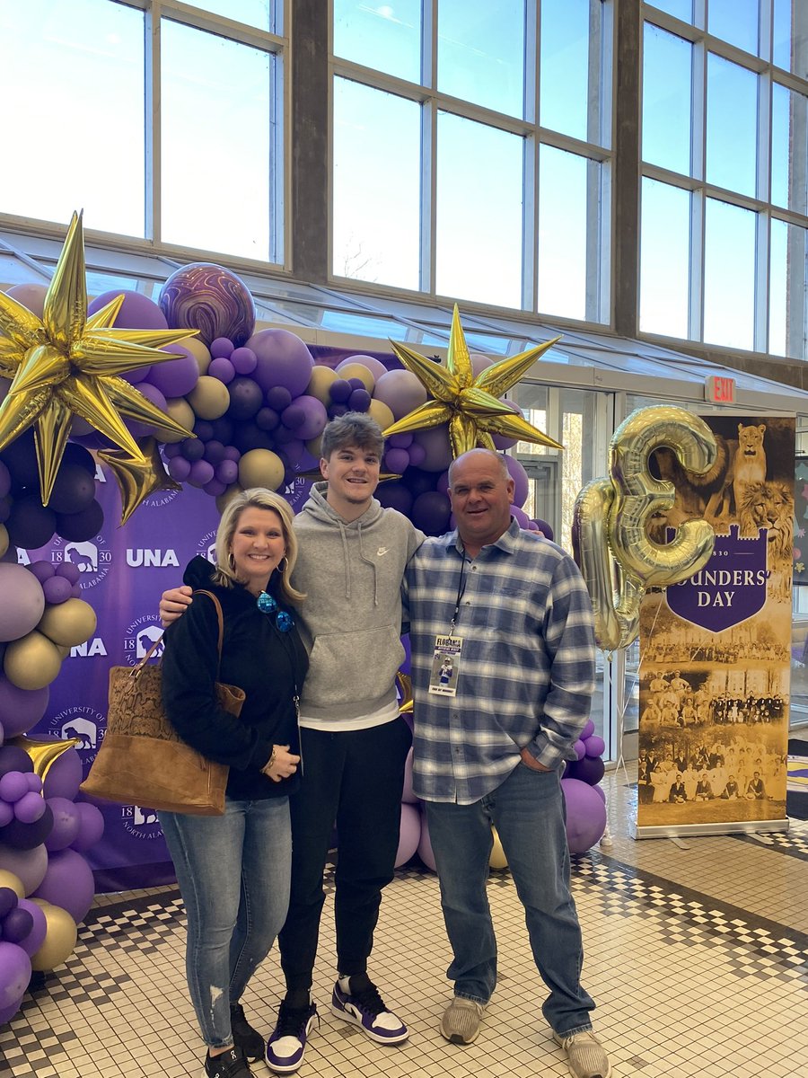 warhurst_conner's tweet photo. Amazing weekend and blessed! @UNAFootball thank you for the official visit @BrentDearmon @CoachCaraboa @Coach_Carbine @CoachStFelix @CoachKade_Glenn https://t.co/HvjWK8jdqb