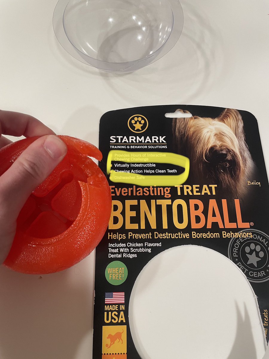 apcarrick's tweet photo. @PetSmart … after an hour with my dog I don’t think this claim hold up https://t.co/Q61ak6nMva