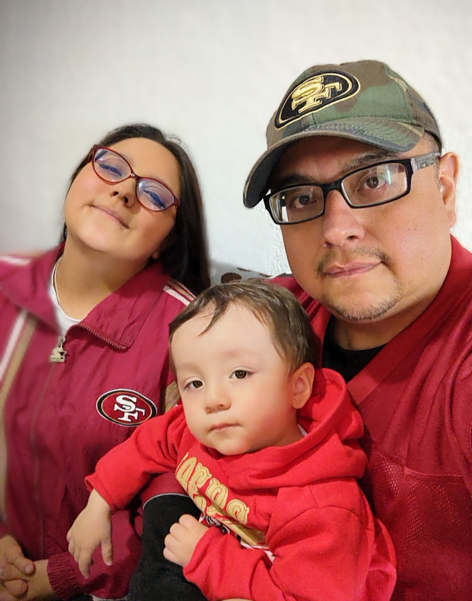DIEGOTRONCO2's tweet photo. #WildCardEnTUDN Go Niners!!! 🏈😎👍 https://t.co/BU9NSdgEQV