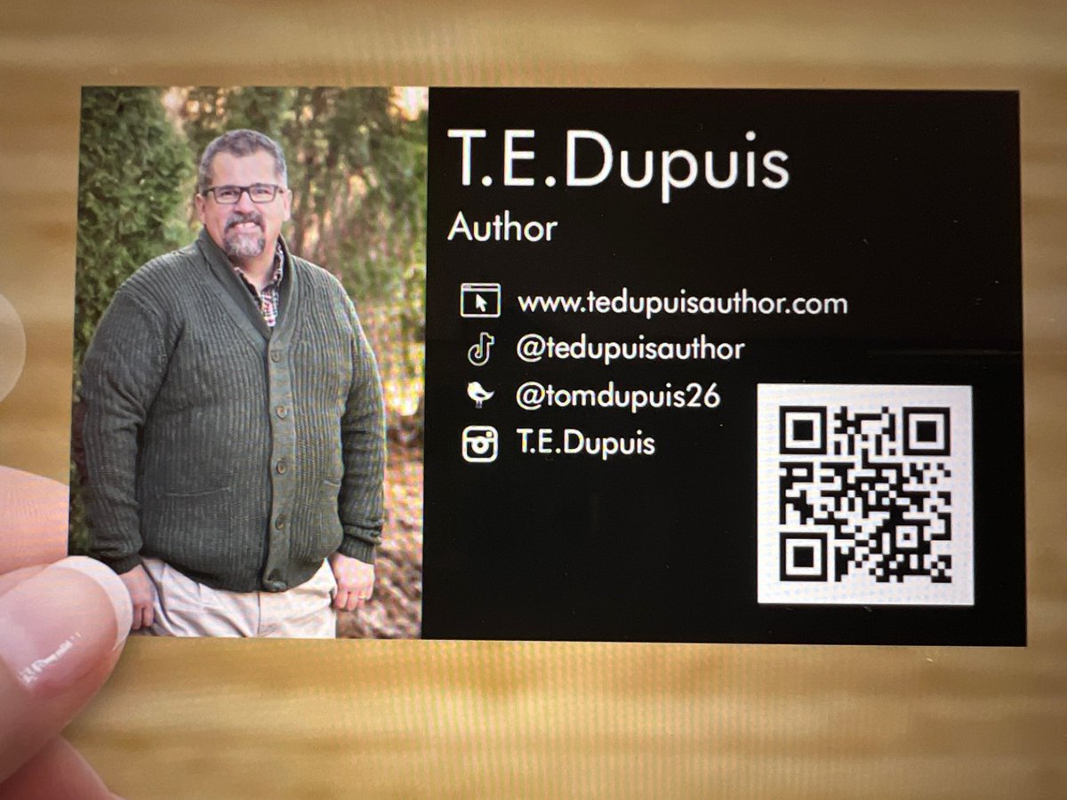 Crossing little jobs off of my sabbatical’s to-do list before returning to the classroom later this month. My new website is live!

#authors #authorcommunity #maineauthor #crimewriter 

tedupuisauthor.com