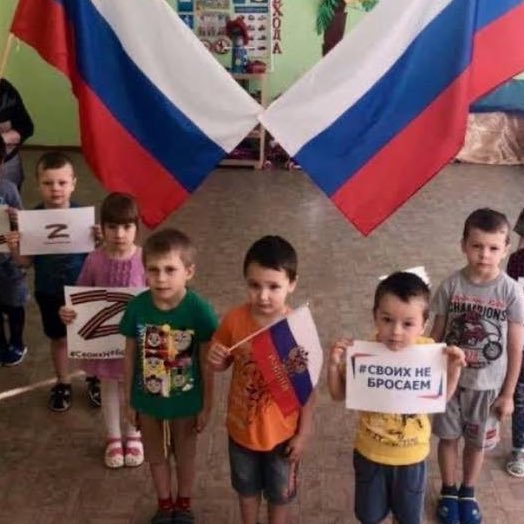 jacksonhinkle's tweet photo. Russian children are taught to love their fellow countrymen.

American children are sexualized by their teachers and are forced to worship sexual deviants.

We have completely lost the plot. https://t.co/5uPbXsjH4L