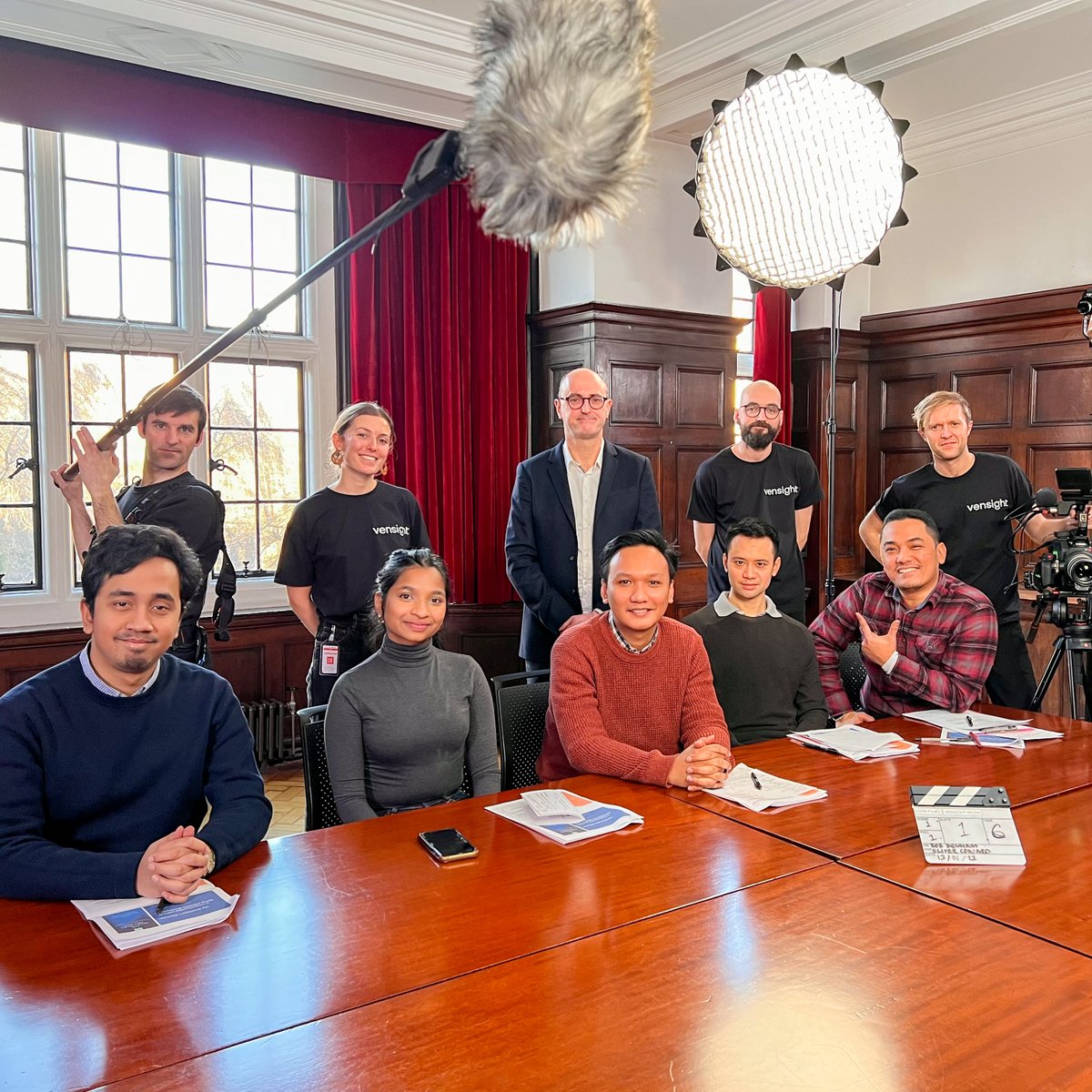 itsardhi's tweet photo. Got into a filming session as part of Our Professor's lecture series on economic development which focuses on inequality. Really liked the topic, felt like I listened to every word he said. 

A new experience for a new PhD Student like me. 😀 

@AcademicChatter @PhDVoice #phdlife https://t.co/hCQswavQMQ