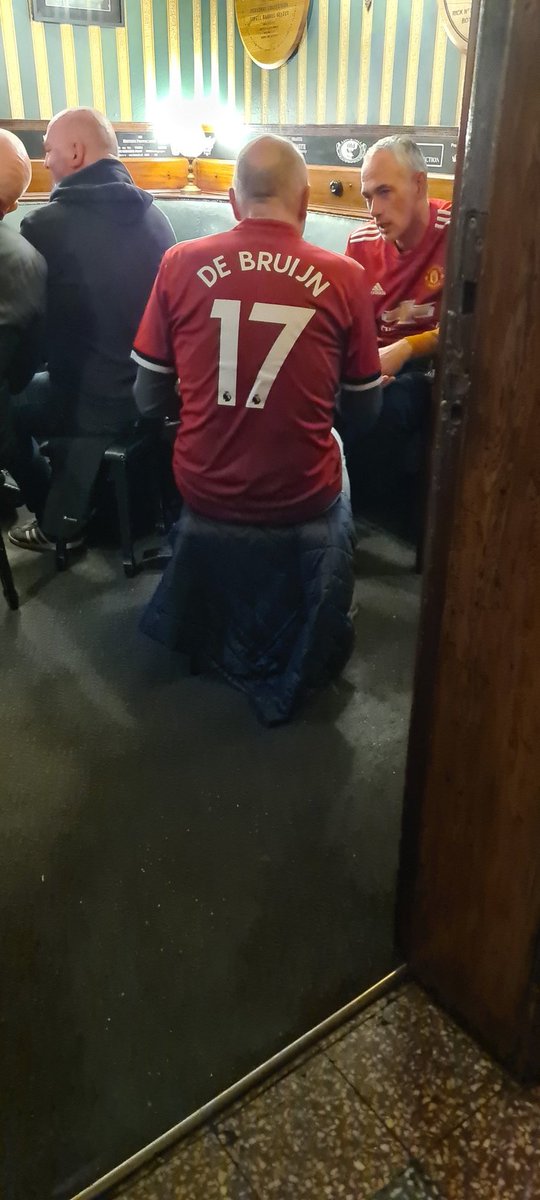 MartinJenkins (@mjjenkins11) on Twitter photo Anyone able to explain this? I've seen some shit in my time, but this has me very confused. <a href="/UWSmag/">United We Stand</a> <a href="/FansUnitedMUFC/">FansUnitedMUFC</a> Anyone able to explain this? I've seen some shit in my time, but this has me very confused. <a href="/UWSmag/">United We Stand</a> <a href="/FansUnitedMUFC/">FansUnitedMUFC</a>