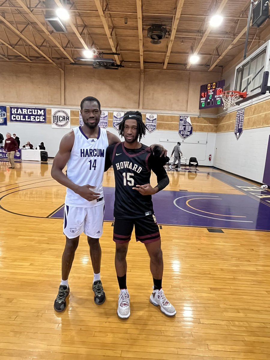 Donovan D. Medley (@airplanemode21) on Twitter photo High School teammates <a href="/JIzemef/">john izemef</a> <a href="/RockCreekMBB/">Rock Creek Christian Academy</a> <a href="/PGCbasketball/">PGC Basketball</a> #ballislife High School teammates <a href="/JIzemef/">john izemef</a> <a href="/RockCreekMBB/">Rock Creek Christian Academy</a> <a href="/PGCbasketball/">PGC Basketball</a> #ballislife