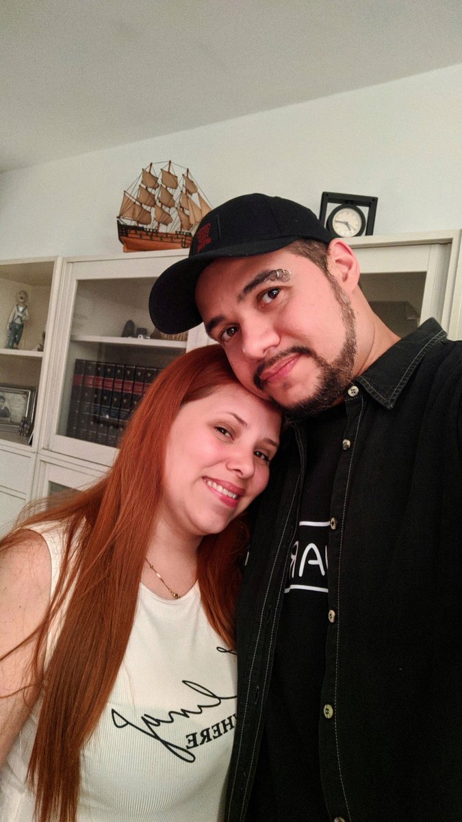 luxundead's tweet photo. Feliz aniversario @JessicaAlen6 https://t.co/QYa11mLti1
