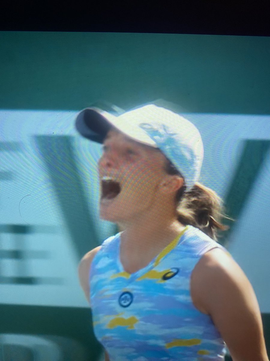 JakubMalke's tweet photo. Po obejrzeniu kilku odcinków #brakepoint na @NetflixPL można na pewno powiedzieć ze @GrupaPZU i @ASICSTennis zrobili świetny interes anyway kopia #DriveToSurvive ale kopia znakomita 👏👏 @iga_swiatek https://t.co/Y7lPVdDXvL