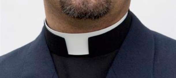 rodrigorsvg's tweet photo. gola clerical é tão bonita né, uma pena que a maioria dos evangélicos acham que isso é uma invenção do catolicismo, quando na verdade quem criou foi o protestantismo

e possui dois significados tão lindos https://t.co/14nCy5Ylb3