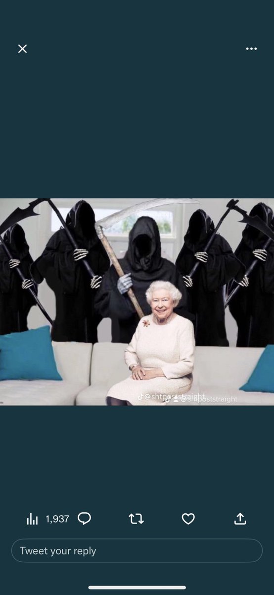 TLRayze's tweet image. Too soon #ManchesterDerby #ibes2023 #ITZY_CHECKMATE_MANILA #TheMaskedSingerUK