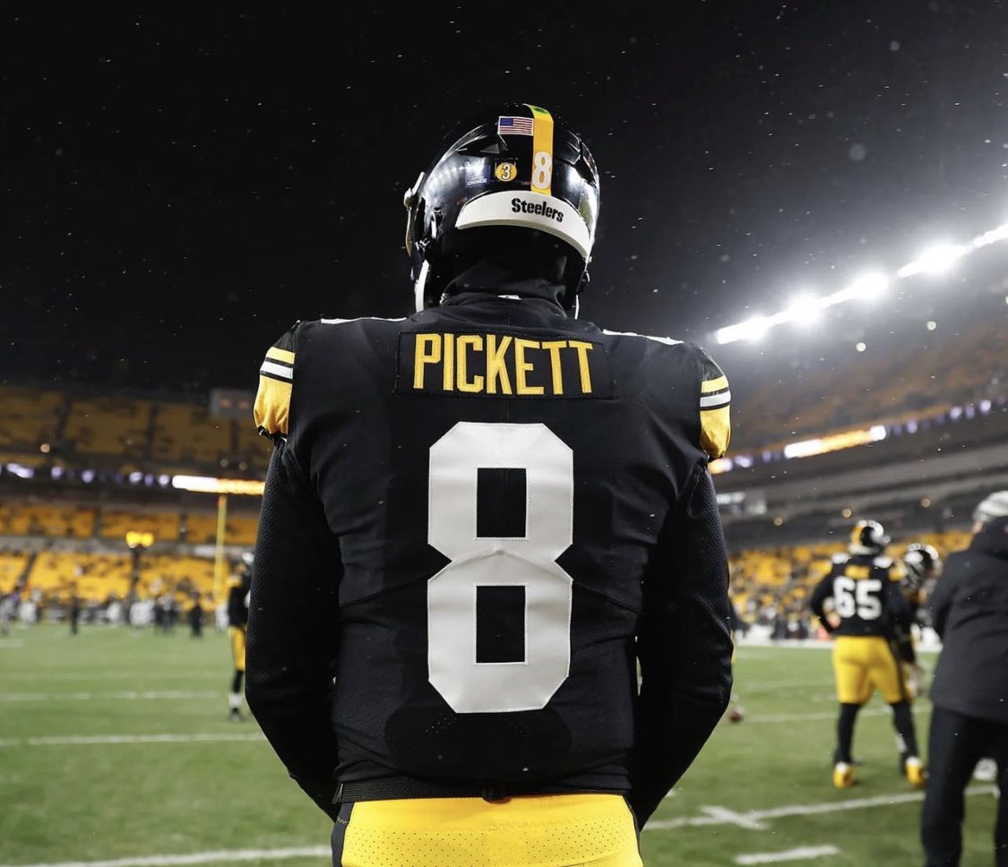 Blitz_Burgh's tweet photo. Get this man a REAL Offensive Coordinator! #Steelers #NFL https://t.co/p61kalnyLl
