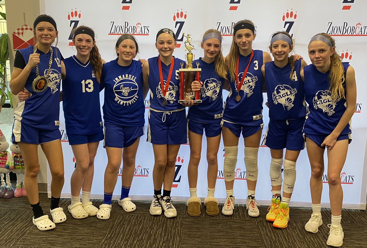 AddyCooley2027's tweet photo. Lost by 2 in the championship and came home with 2nd place.  Proud of my team!! @ILCSW https://t.co/O2eI0aHpUn